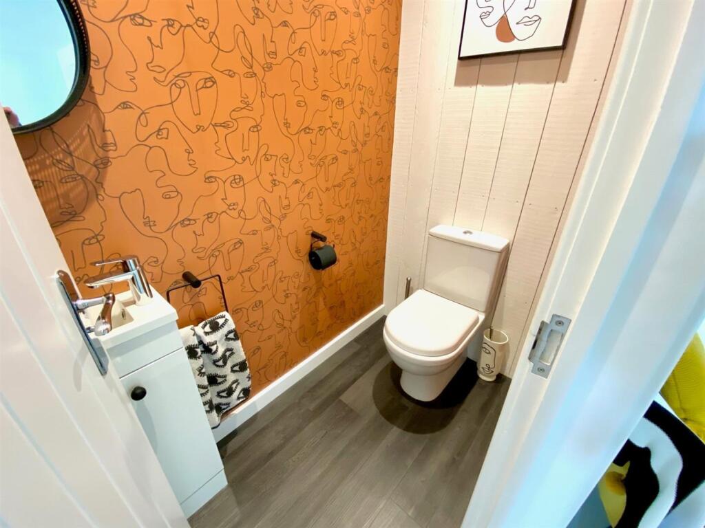 Cloakroom.jpg