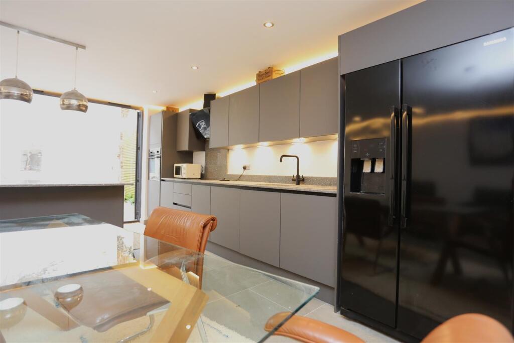 1 Bristol Place (19).JPG