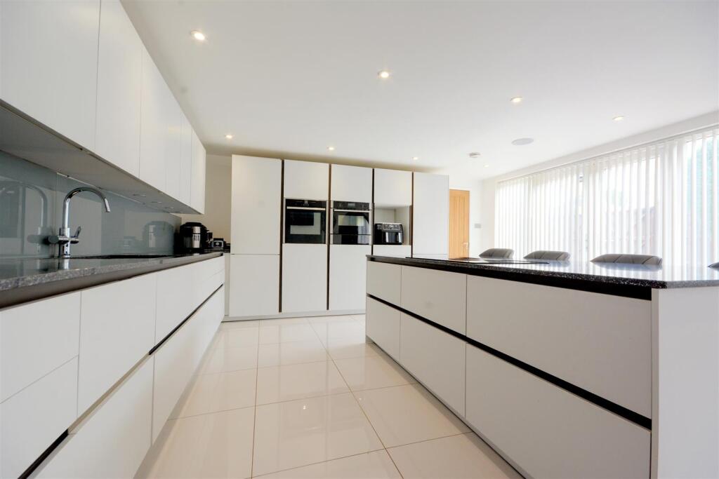 Breakfast Kitchen