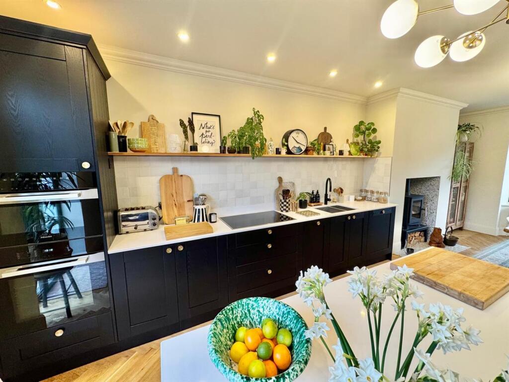 PHOTO-2025-12-15-08-02-15 (17).jpg