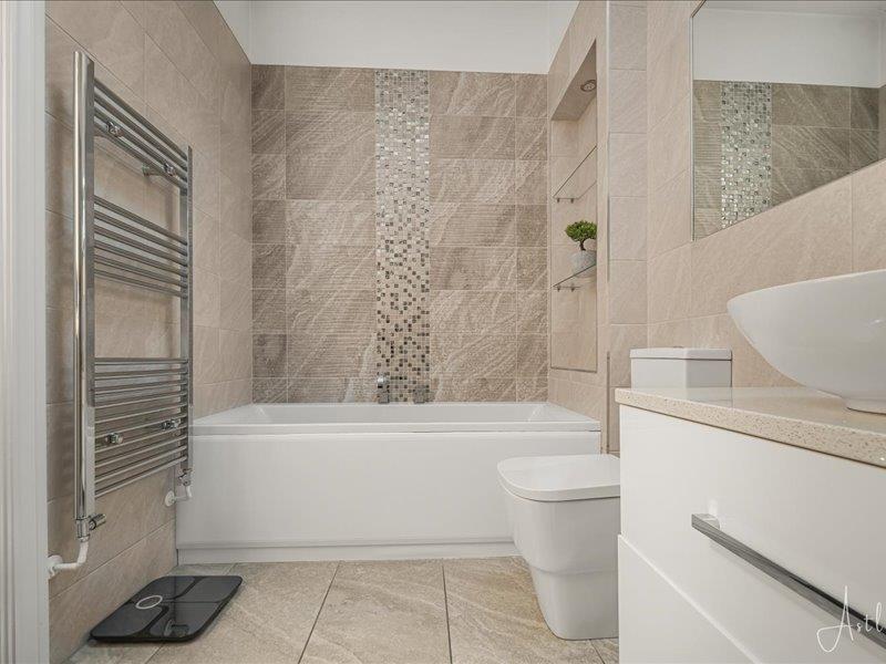 Family bathroom/w.c.