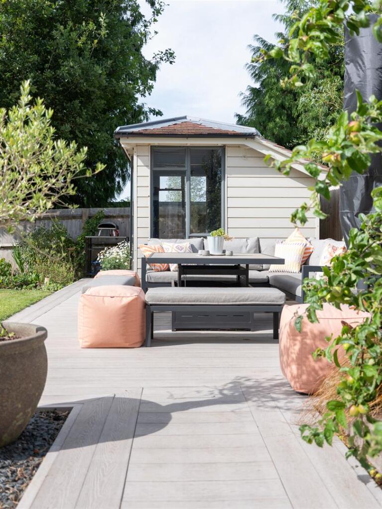 32 Studley Gardens-26.jpg