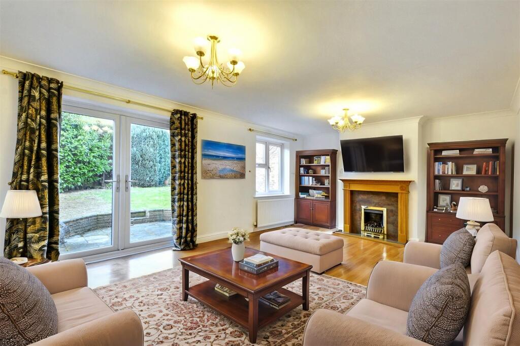 Lounge_2 - Living Room - Standard - 2.jpeg