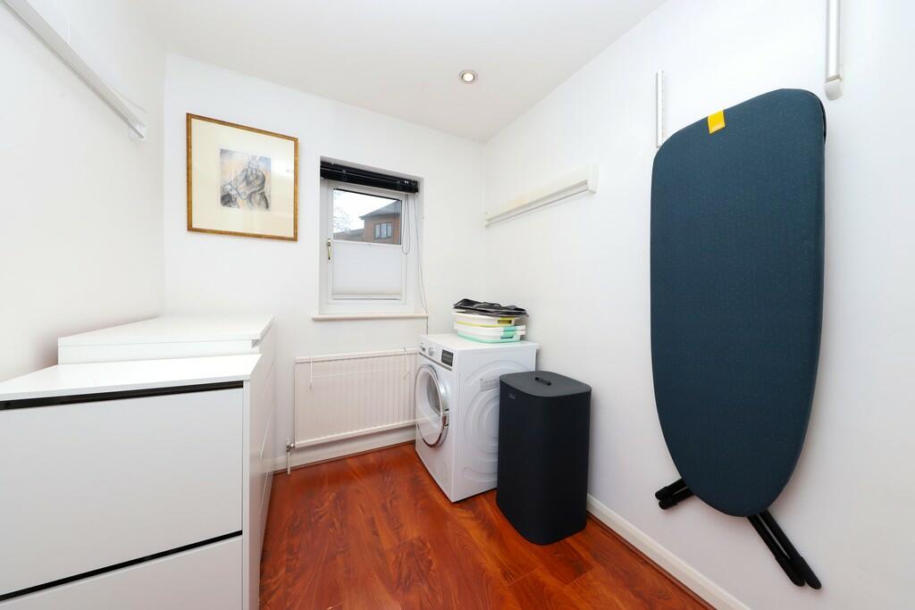 31 Oakdene Close ...