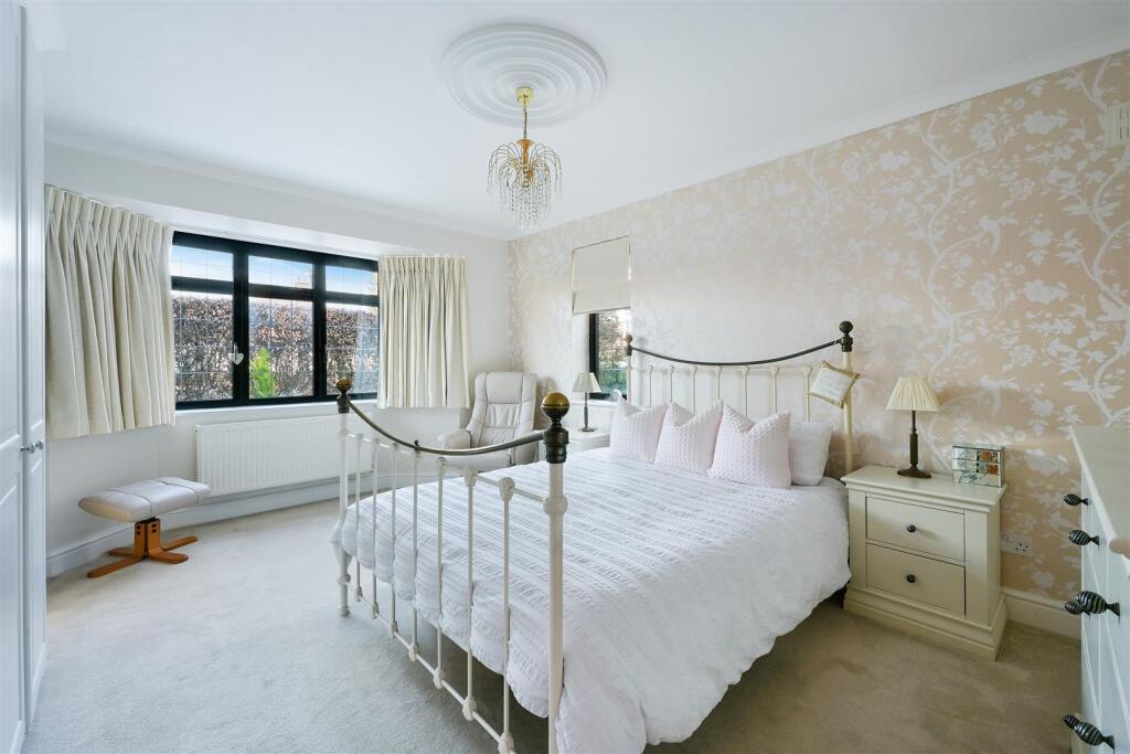 OAK TREE COTTAGE- (5).jpg