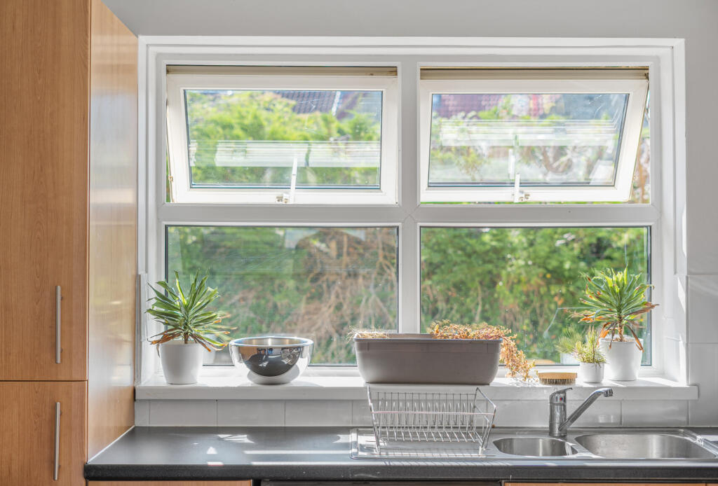 1316212-19-686014...