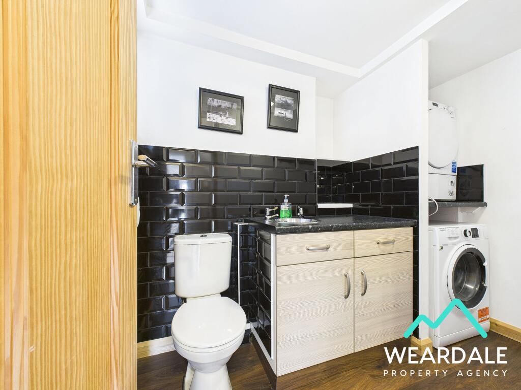 Utility Room / WC