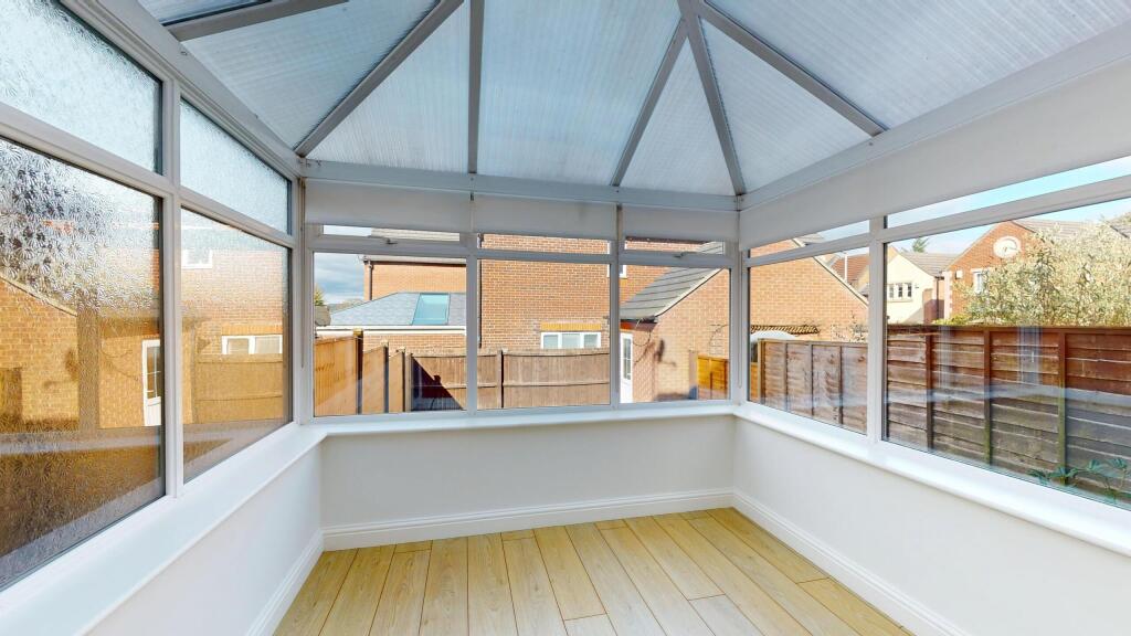 25-Acorn-Way-03312025_184158