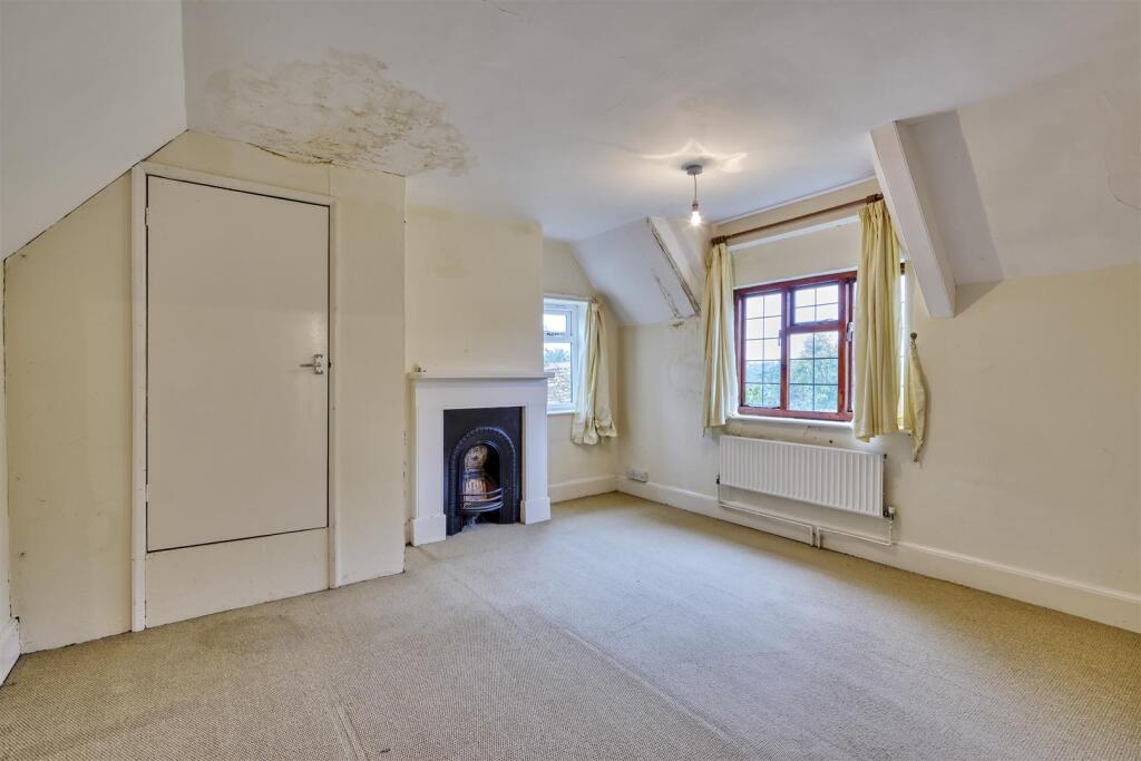 Wendy Cottage Pilton-23.jpg
