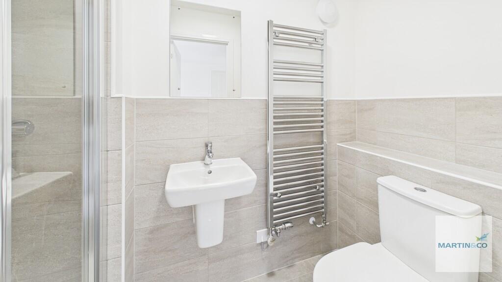 8 CAM05325G0-PR00...