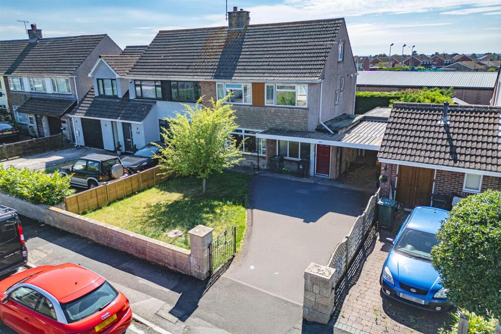 44 Hillcrest Road, Nailsea, North Somerset BS48 2J