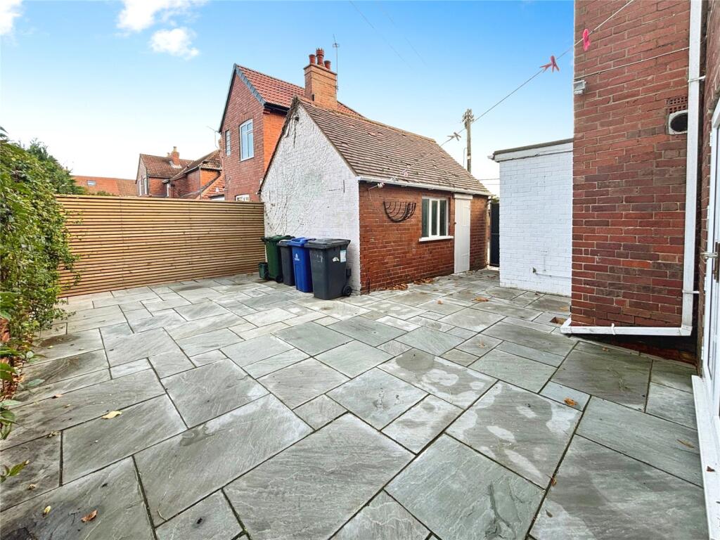 Rear Courtyard