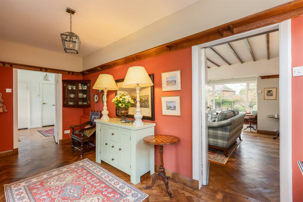Bramble Garth Hallway-3.jpg