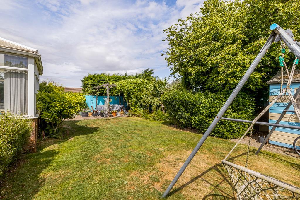 The Beeches, 9a Seas End Road (Moulton Seas End)-1