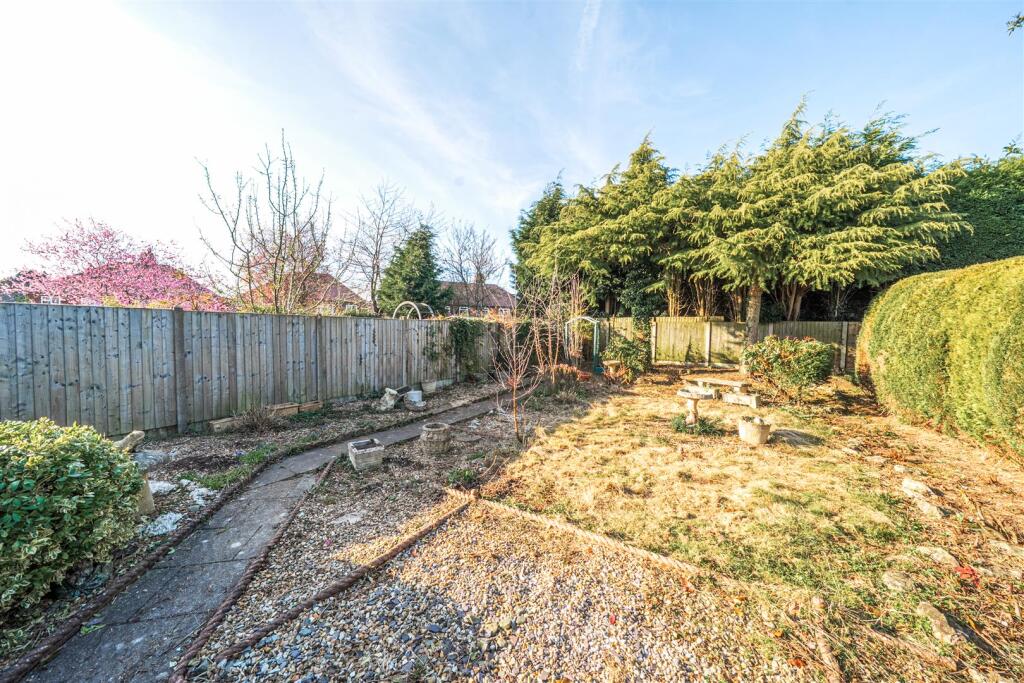 44 Churchill Close, Ashby