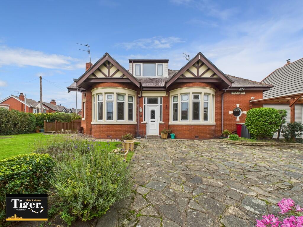 CAM02176G0-PR0727...