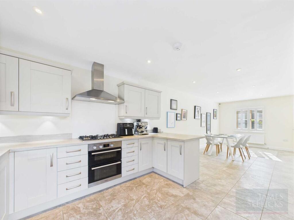 Open Plan Dining Kitchen
