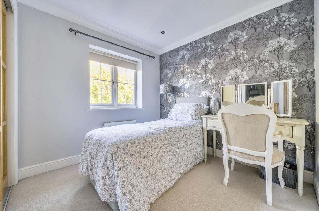 1362189-18-68e418...