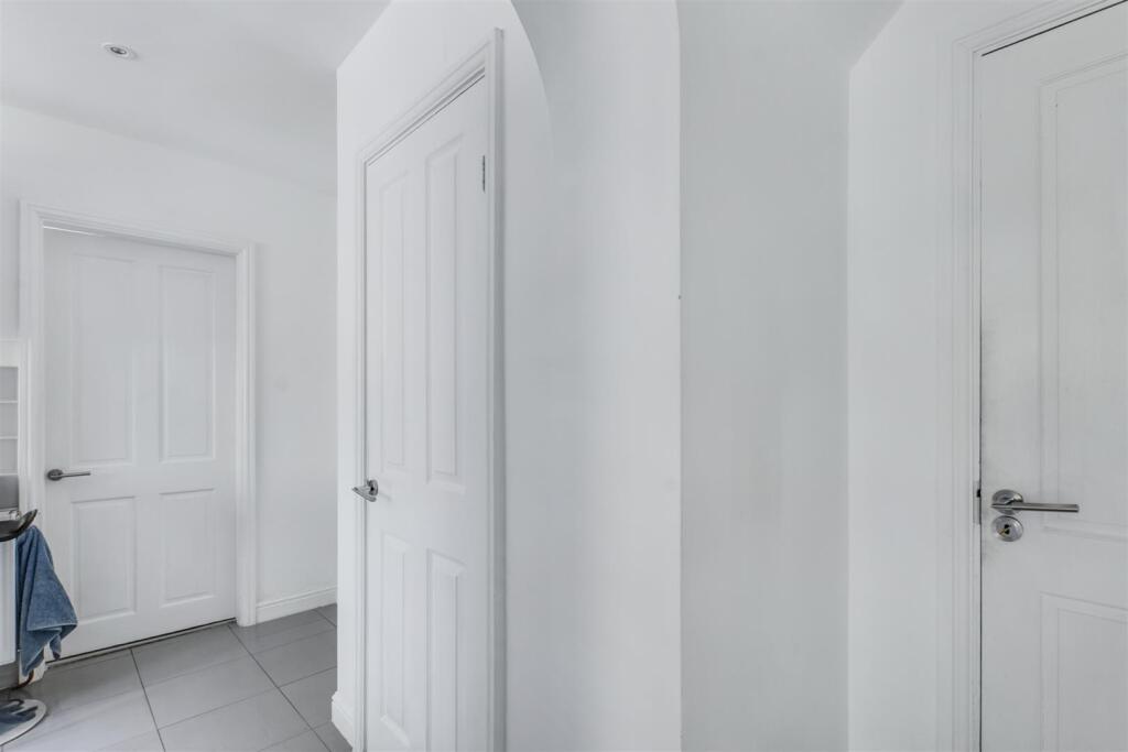 Lobby_2.jpeg