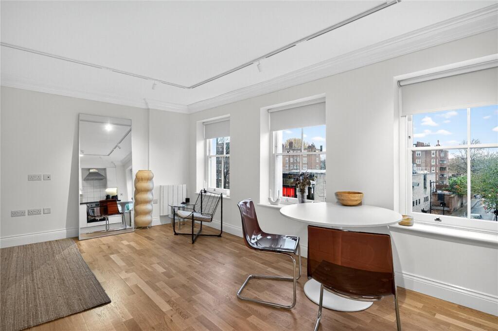 Reception/Kitchen