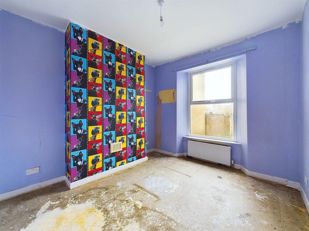 3 - 2 X 2-Bed Maisonette In Montpelier.jpg