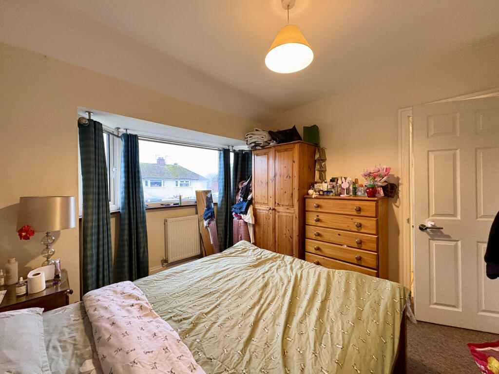 Bedroom Bute