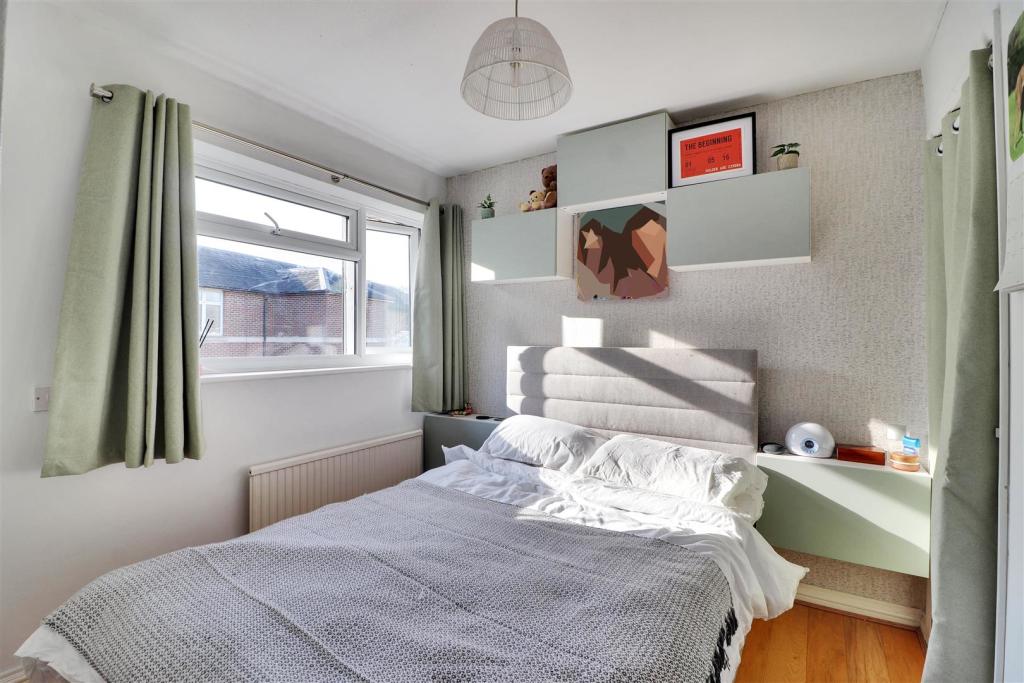 Bedroom Edit.jpg