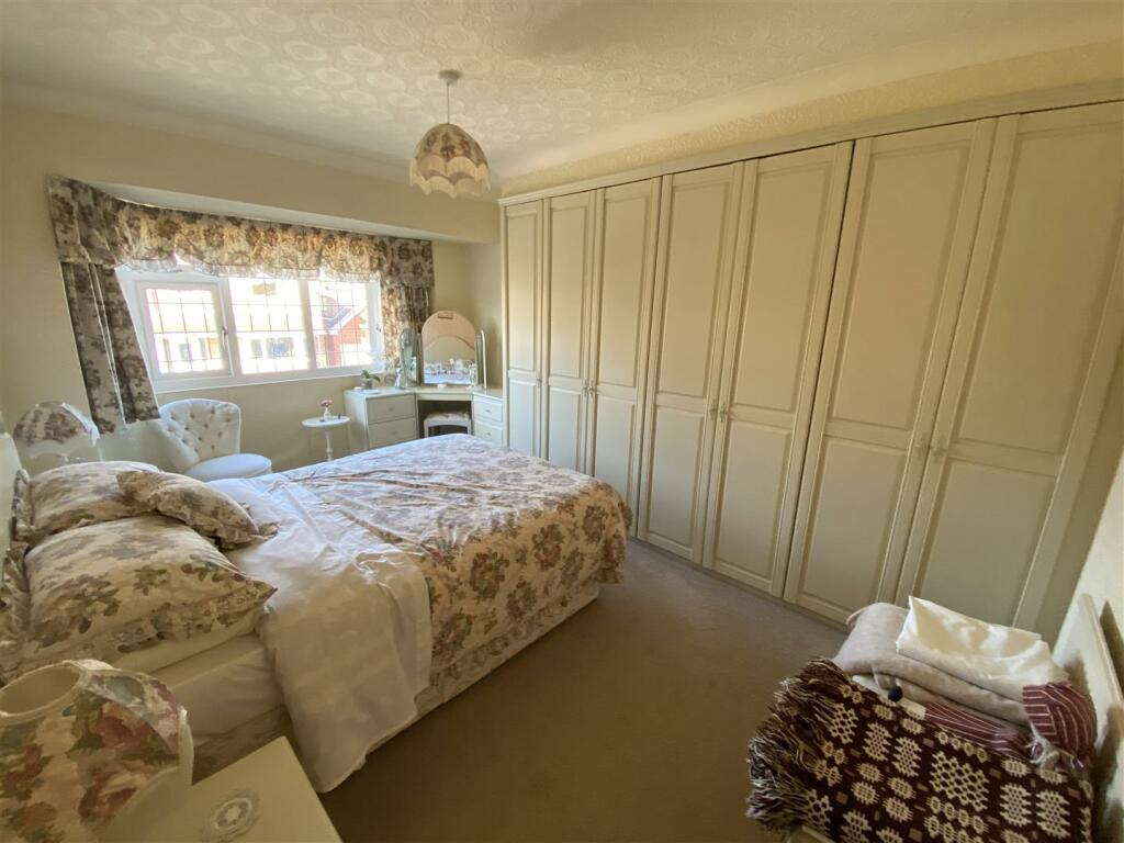 Bedroom no.1 front double: