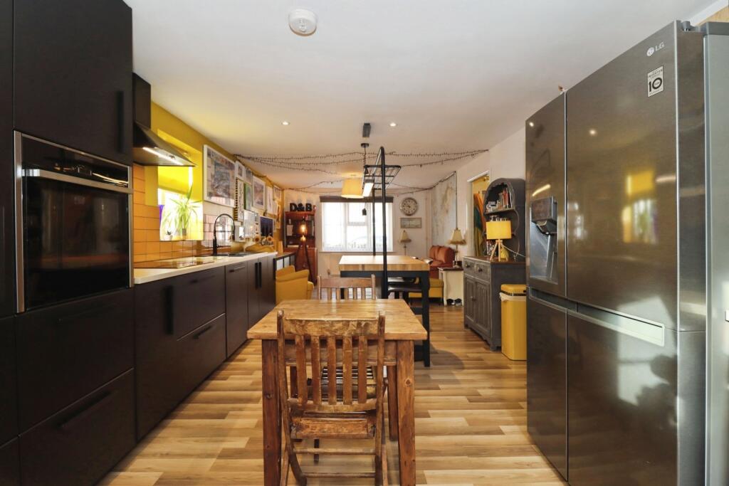 Kitchen/Diner/Lounge