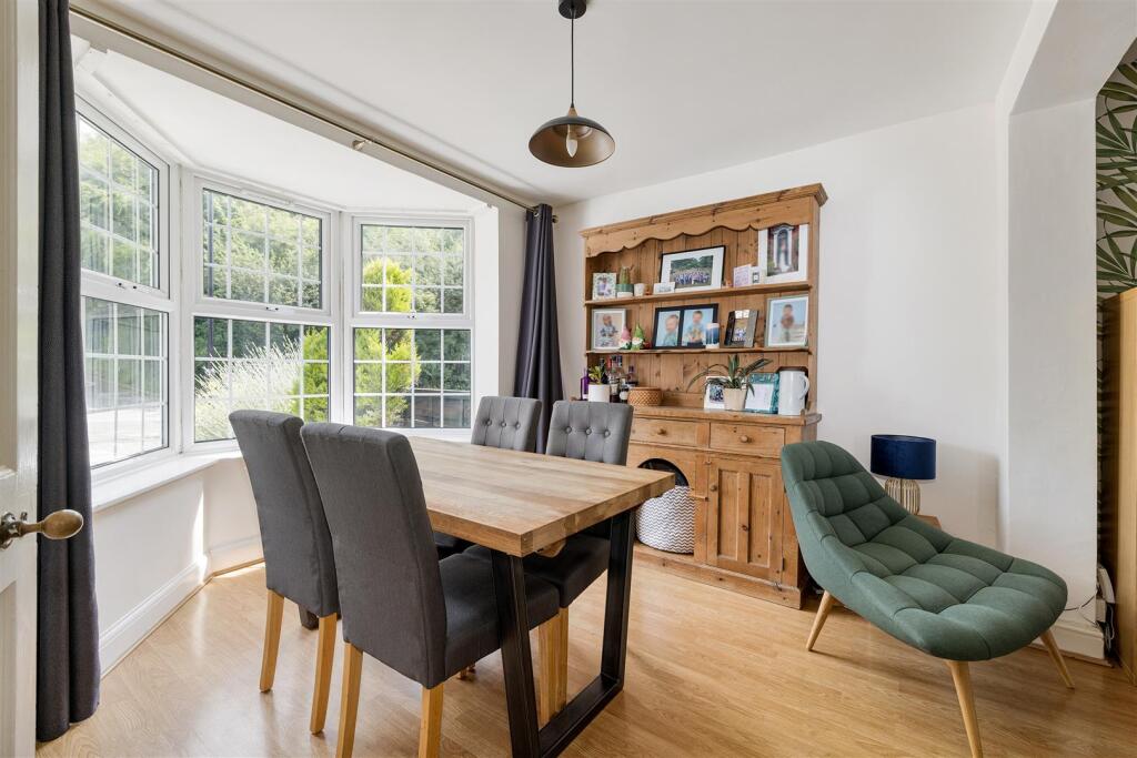 Groveside E4