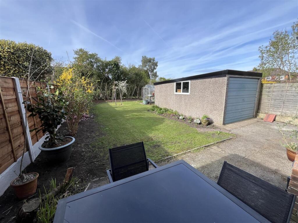 Gardens Aspect 2