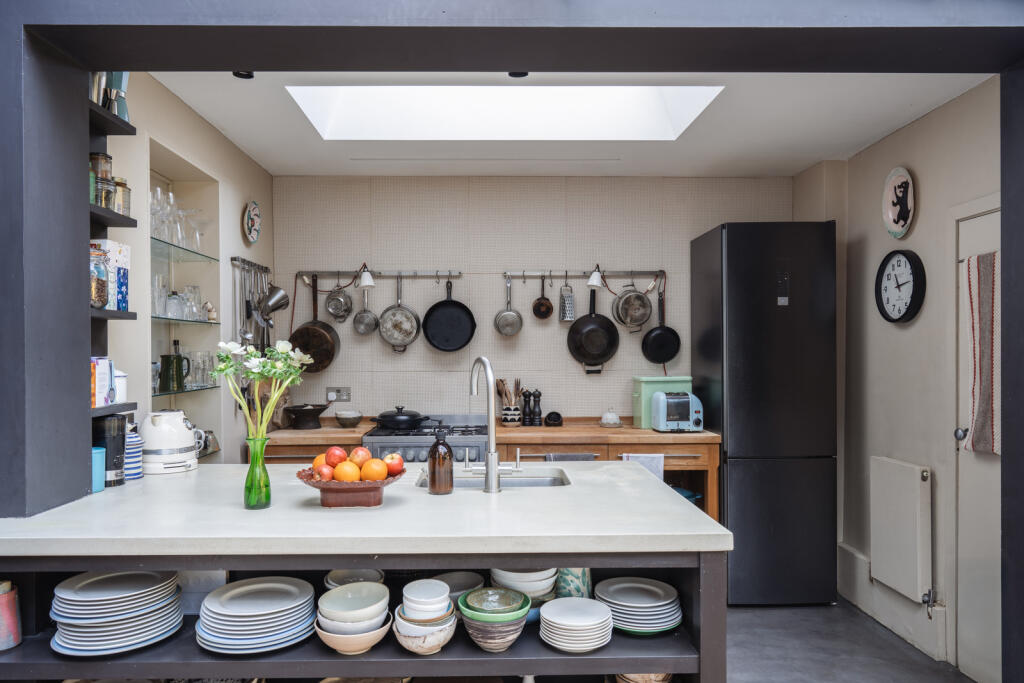 277206 - 49BerrymedeRoad_HighRes-68.jpg