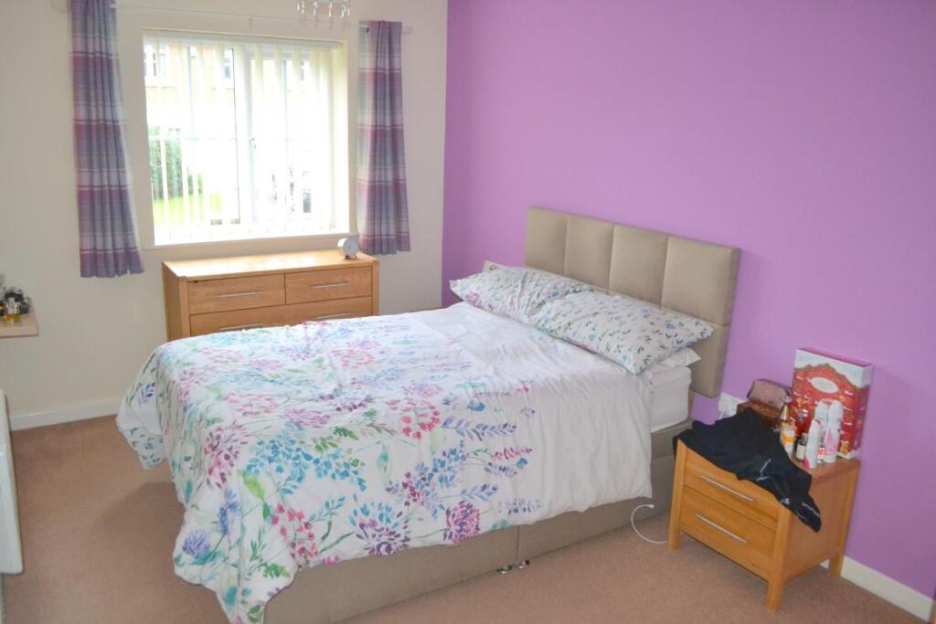 Bed1 (Medium).JPG
