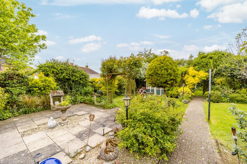 238 Broadgate (Weston)-13