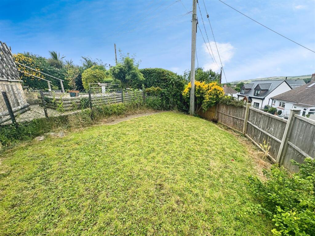 garden 2.jpg