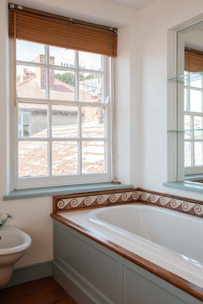 297334 - 6 Sherbourne Lane, Lyme Regis_Inigo-10...