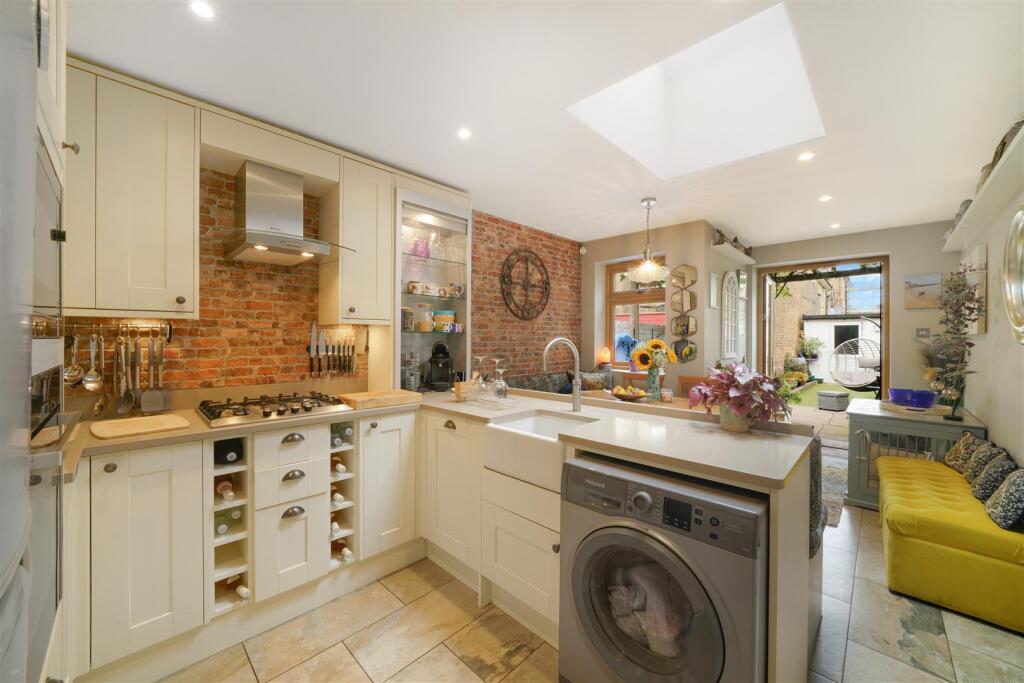 922 Harrow Road - OtIcrijHetNVW2gCiSrm.jpg