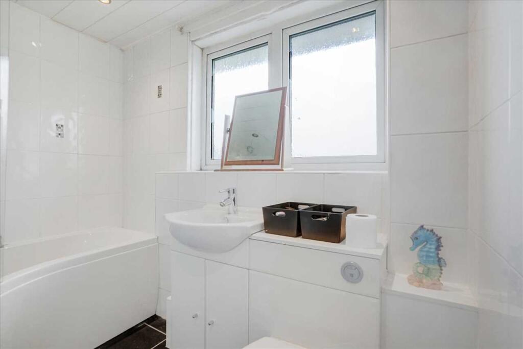 Bathroom (1)