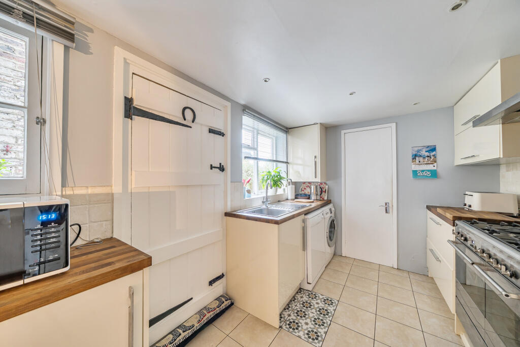 1365867-12-68ee6a...