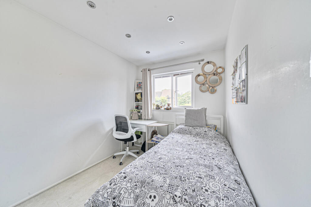 1348852-1-68b8269...