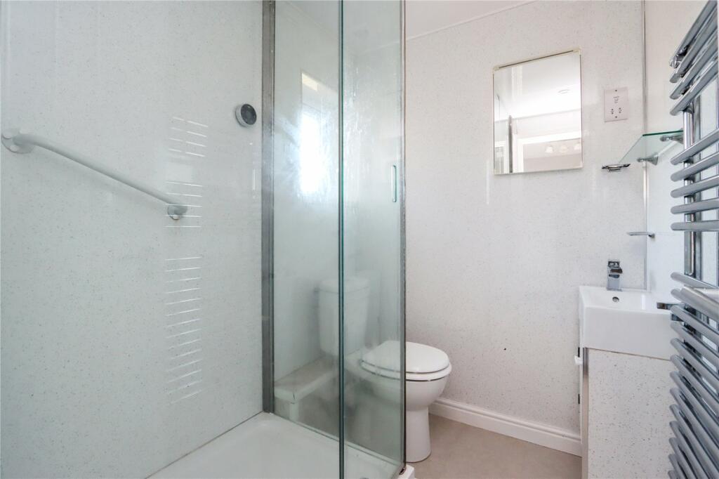 En Suite Shower