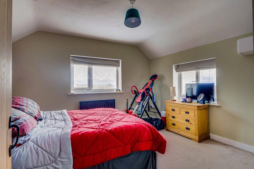 Oak View Cottage-...