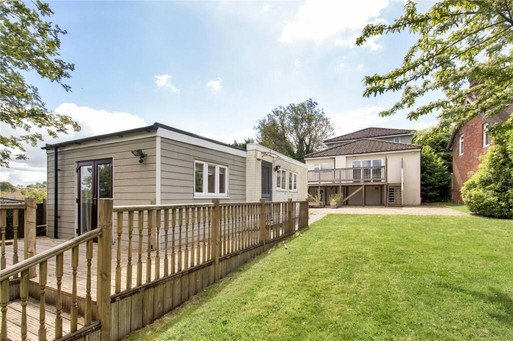 Annexe &amp; House