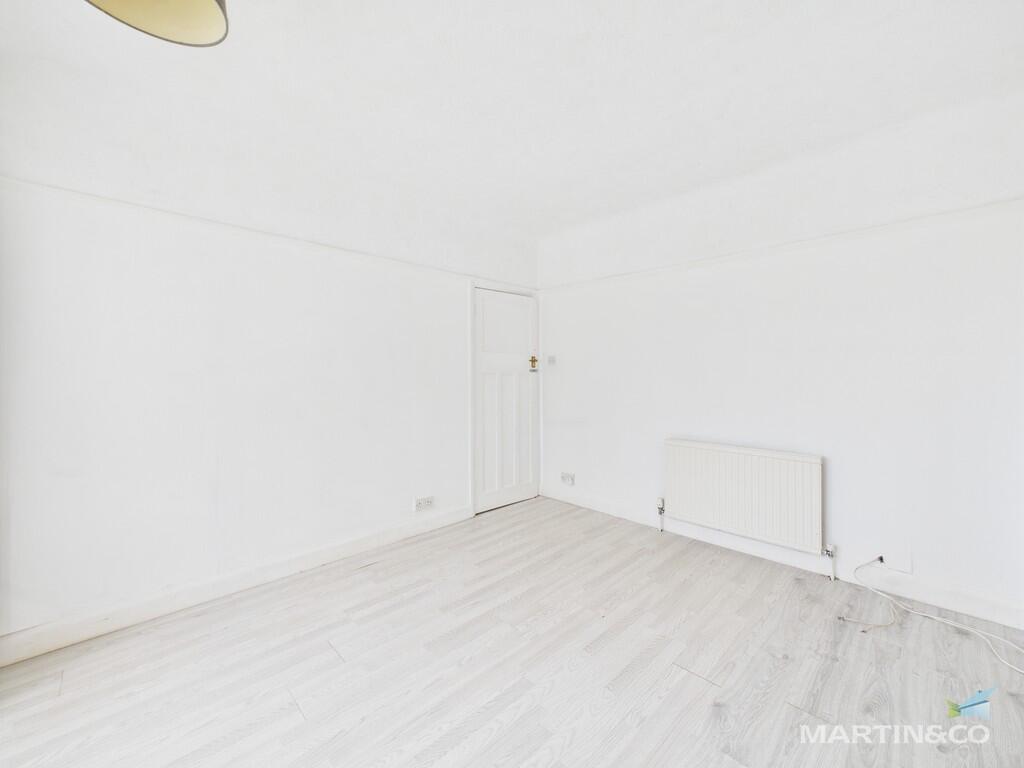 CAM03111G0-PR0350...