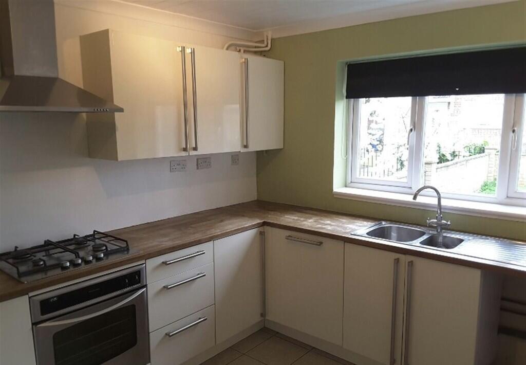 29804440-52CD-467...