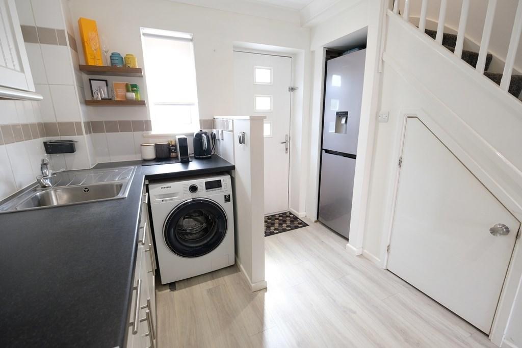 OPEN PLAN ROOM