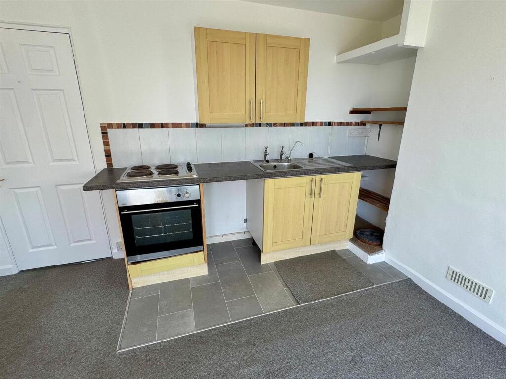 Seaview Apartment Kitchen