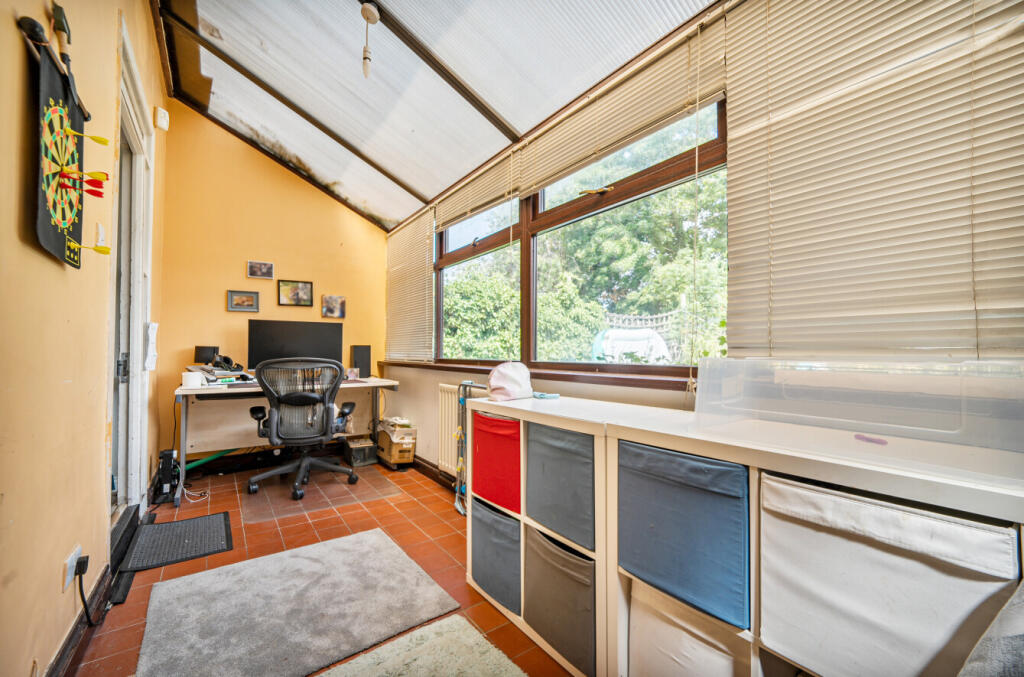 1327380-18-687e50...