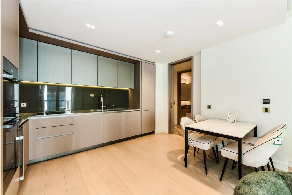 53 Holland Park Gate-18.jpg