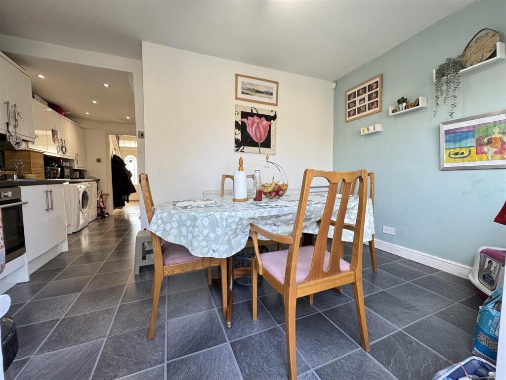 IMG_9395 (Large).JPG